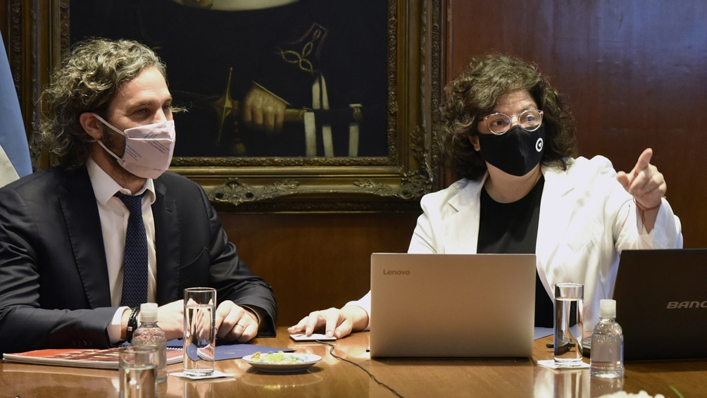 Vizzotti impulsó una serie de medidas para garantizar la transparencia en el proceso de la inoculación y dejar rápidamente atrás las anomalías.